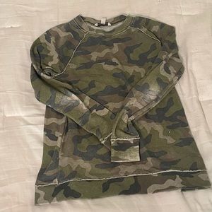 camo crewneck AE